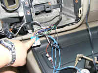 2010_0906Chevy_Bose_Aux0011.JPG (123808 bytes)