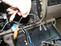 2010_0906Chevy_Bose_Aux0012.JPG (116050 bytes)