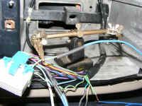 2010_0906Chevy_Bose_Aux0015.JPG (122916 bytes)