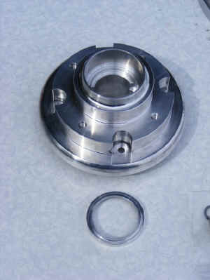 2010_0613AluminumFrontHubs0025.JPG (96407 bytes)