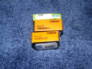 2010_1113AluminumFrontHubs0002.JPG (111998 bytes)