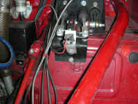 FrontSupport.JPG (166476 bytes)